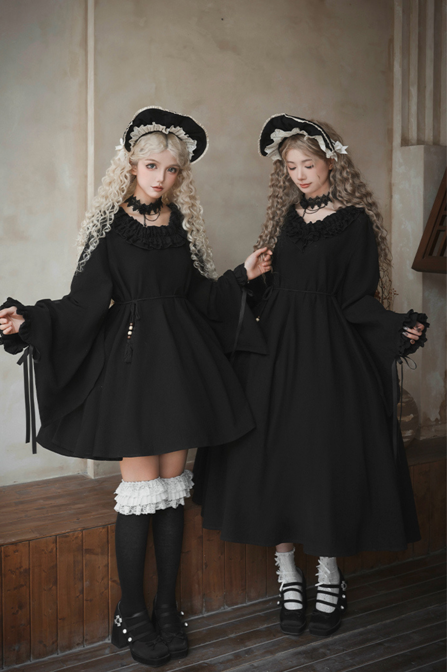 [pre-order] Gothic Doll Lolita Dress + Lolita Apron