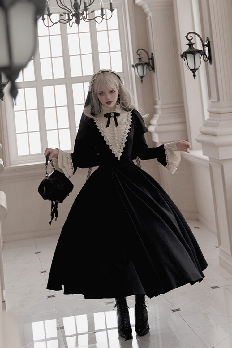 Subtly Elegant Dress with a Refined Vintage Look
