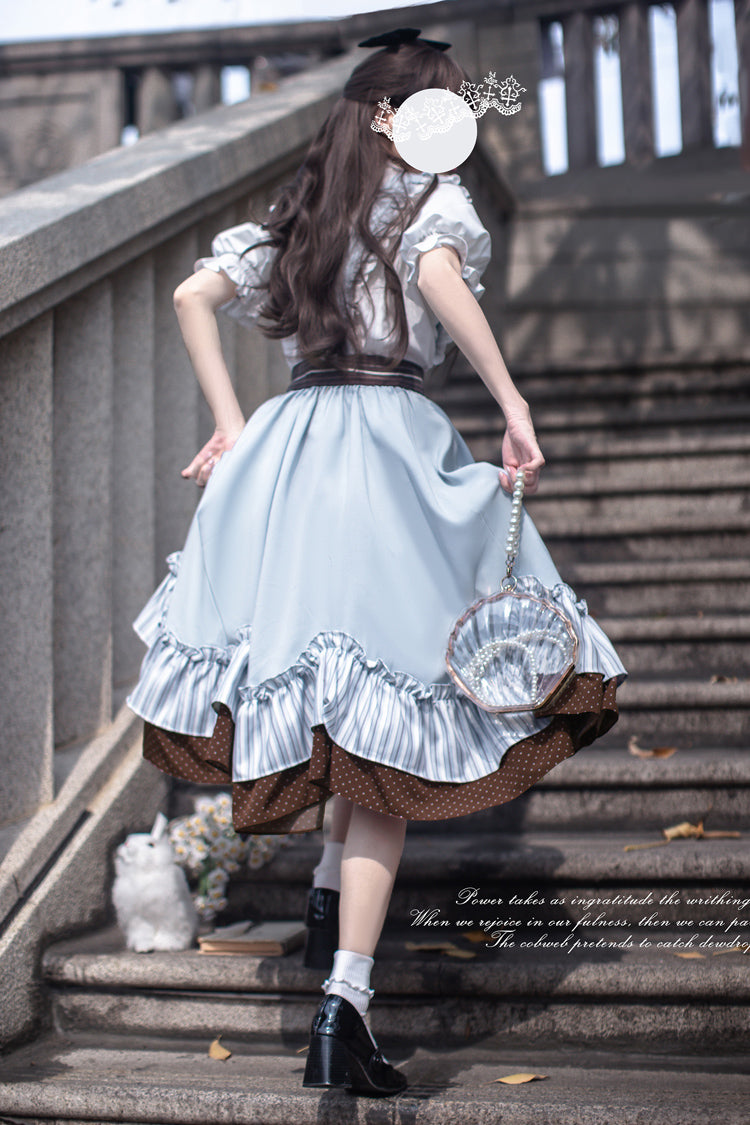 Casually Elegant Dress with a Refined Edge