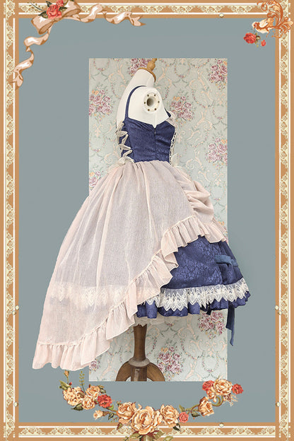 Subtly Elegant Dress with a Refined Vintage Look
