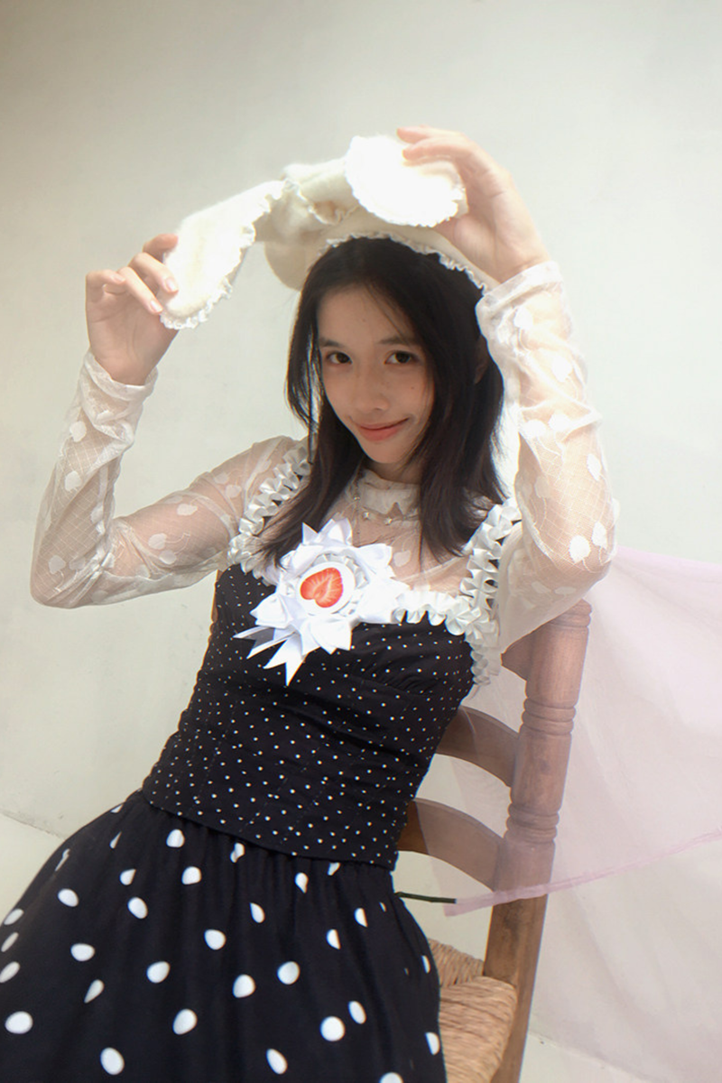Lace Rabbit Ears Beret