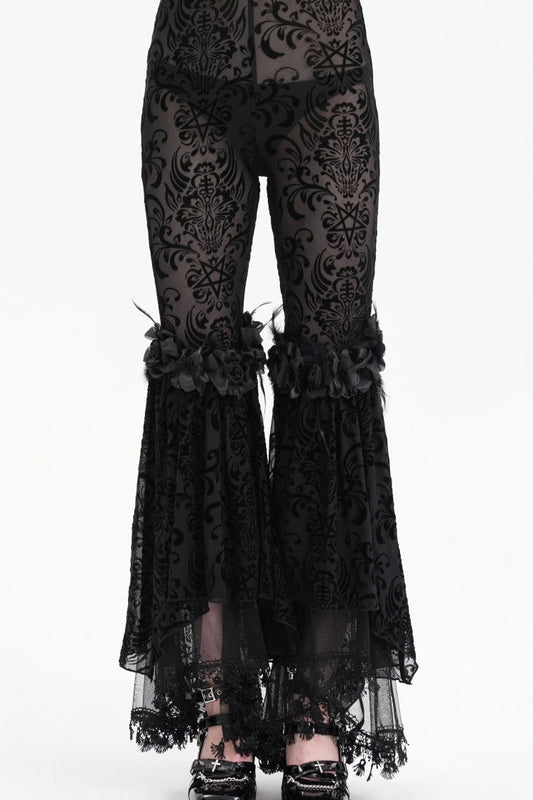 Classic Designed Pants in a Timeless Cut