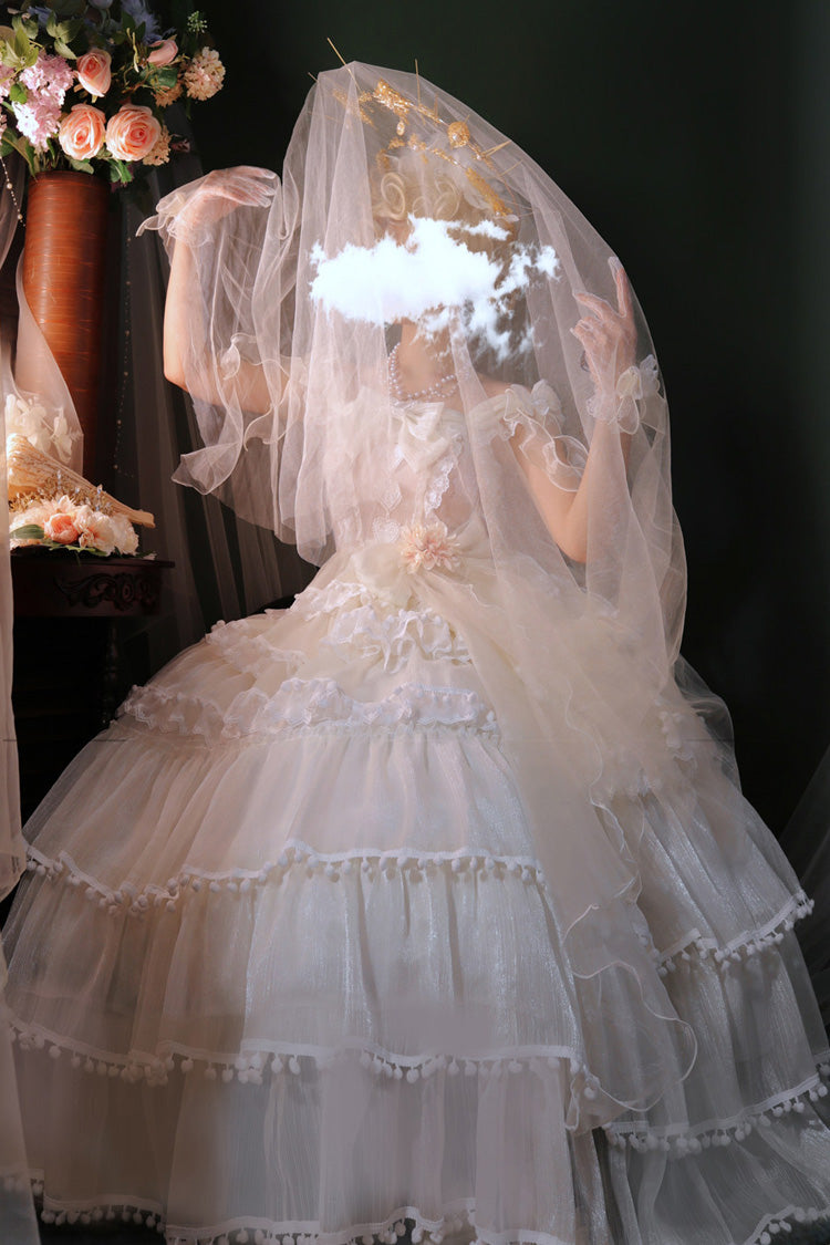 Finely Styled Dress with a Classic Vintage Look