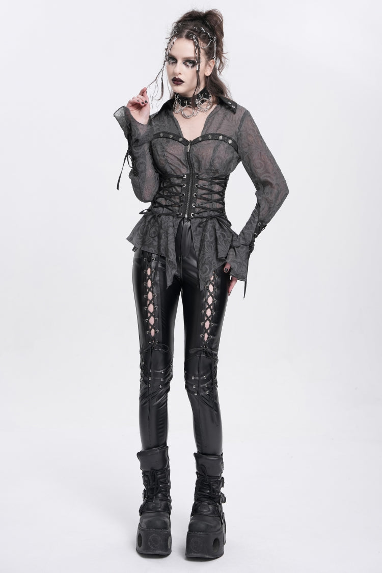 Beautifully Crafted Blouse in a Classic Style