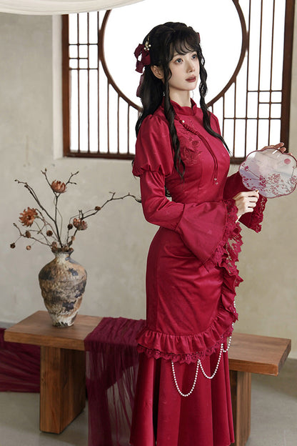 Beautifully Crafted Dress in a Classic Style