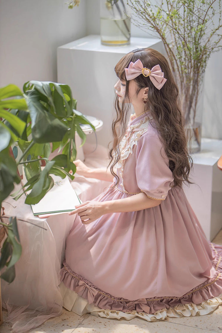 Casually Elegant Dress with a Refined Edge