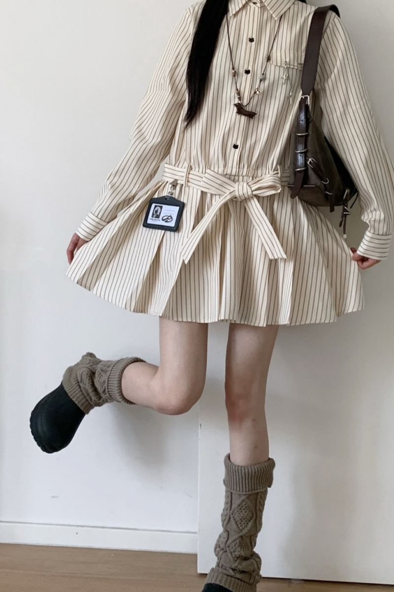 Maple Trench Coat + Hooded Top + Checkered Skirt + Shirt Dress