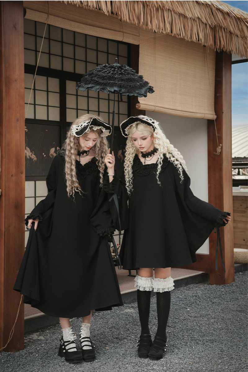 [pre-order] Gothic Doll Lolita Dress + Lolita Apron