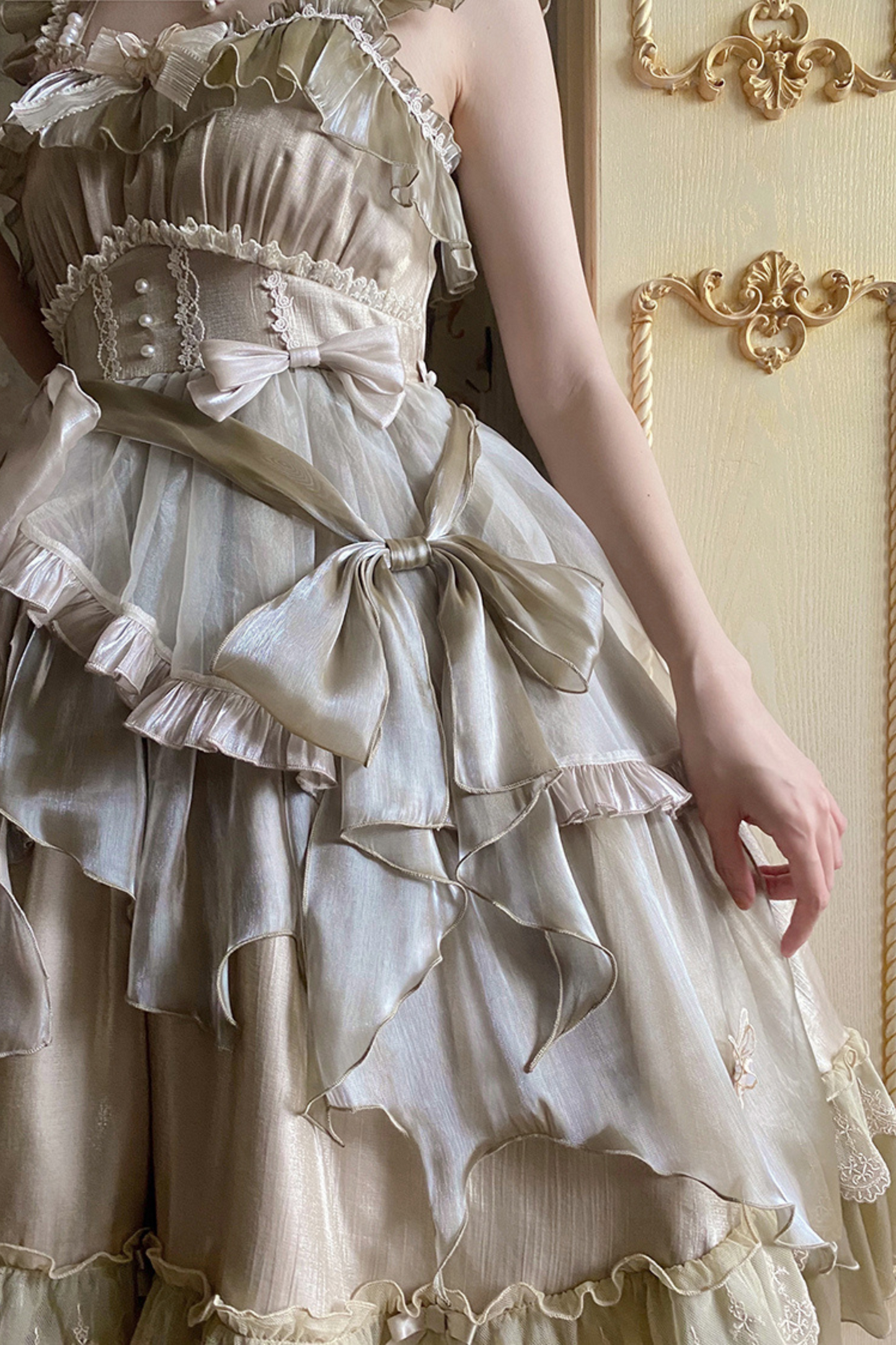 Flying Sleeves Big Lolita Dress