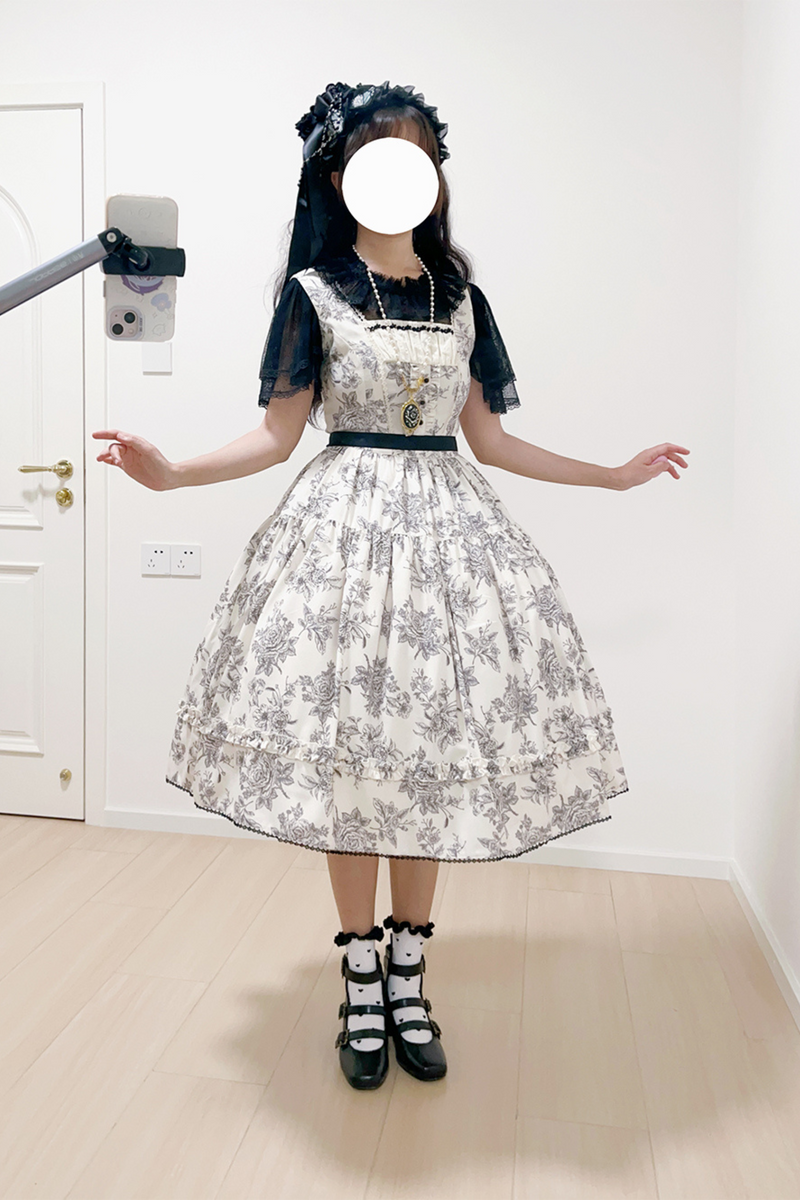 Sketch Wild Rose Lolita Jumper Skirt