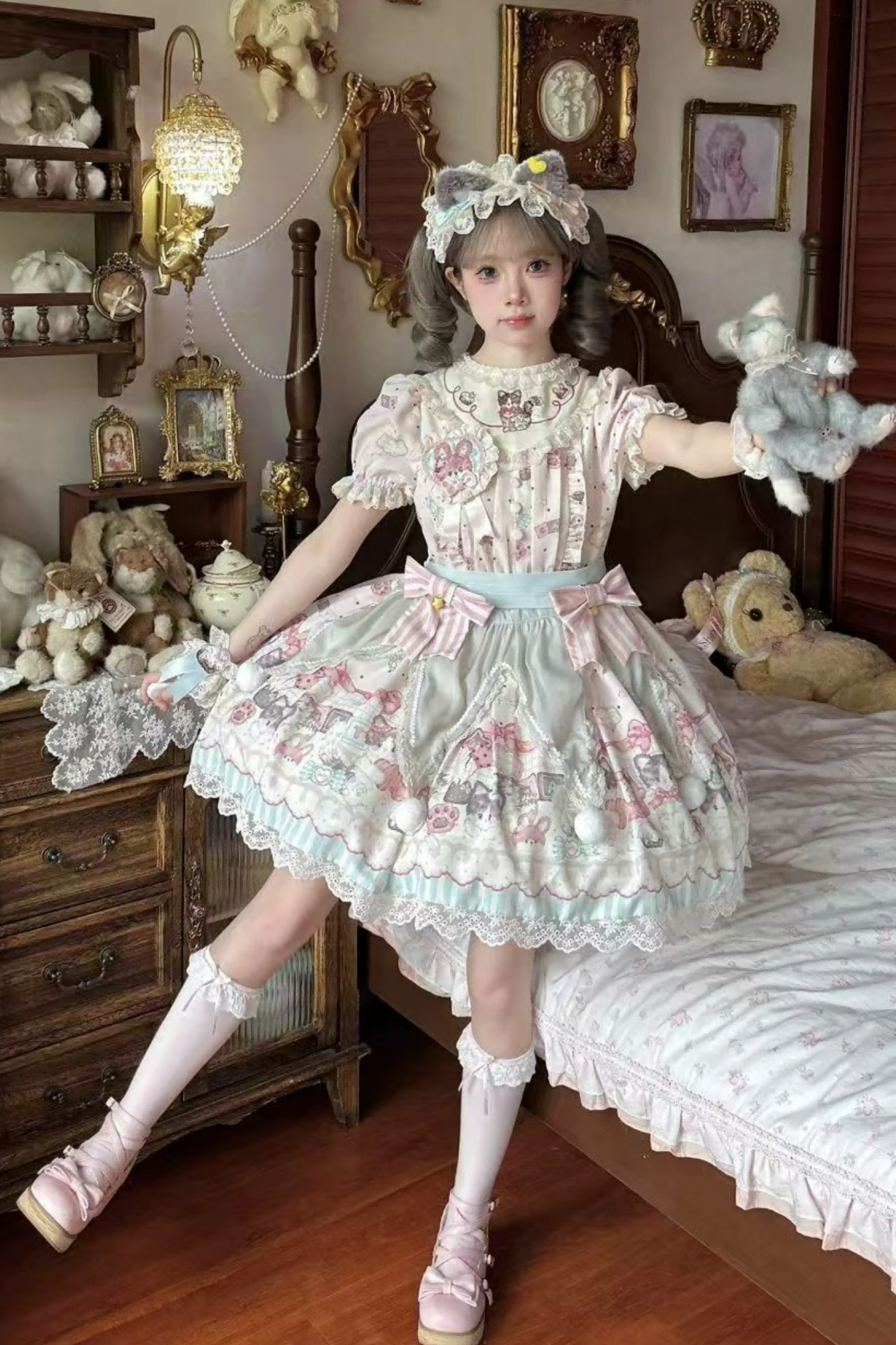 Cabinet Lolita Jumper Skirt + Dress + Brooch + Hairband + Bonnet + Apron + Hand Sleeves