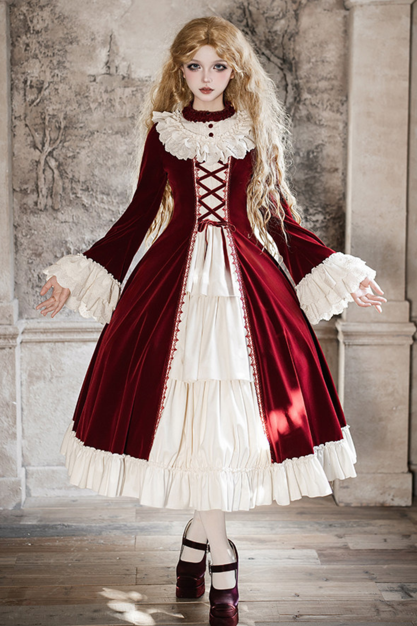 Classical Dress + Collar + Ribbon + Hat