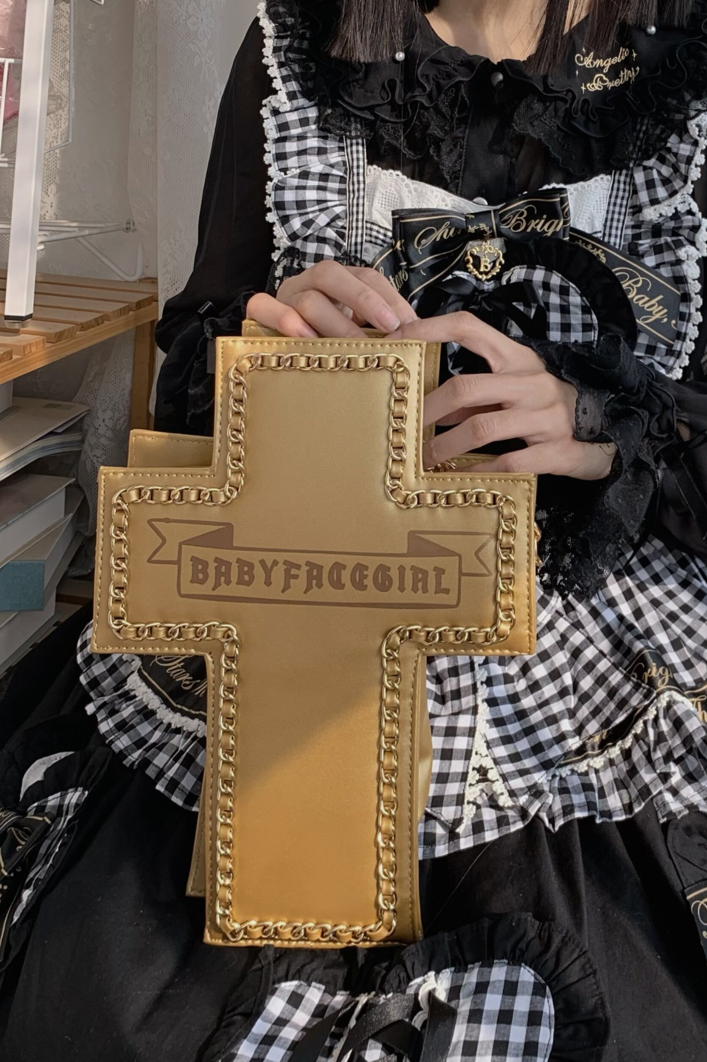 Paradise Dark Crossbody Bag