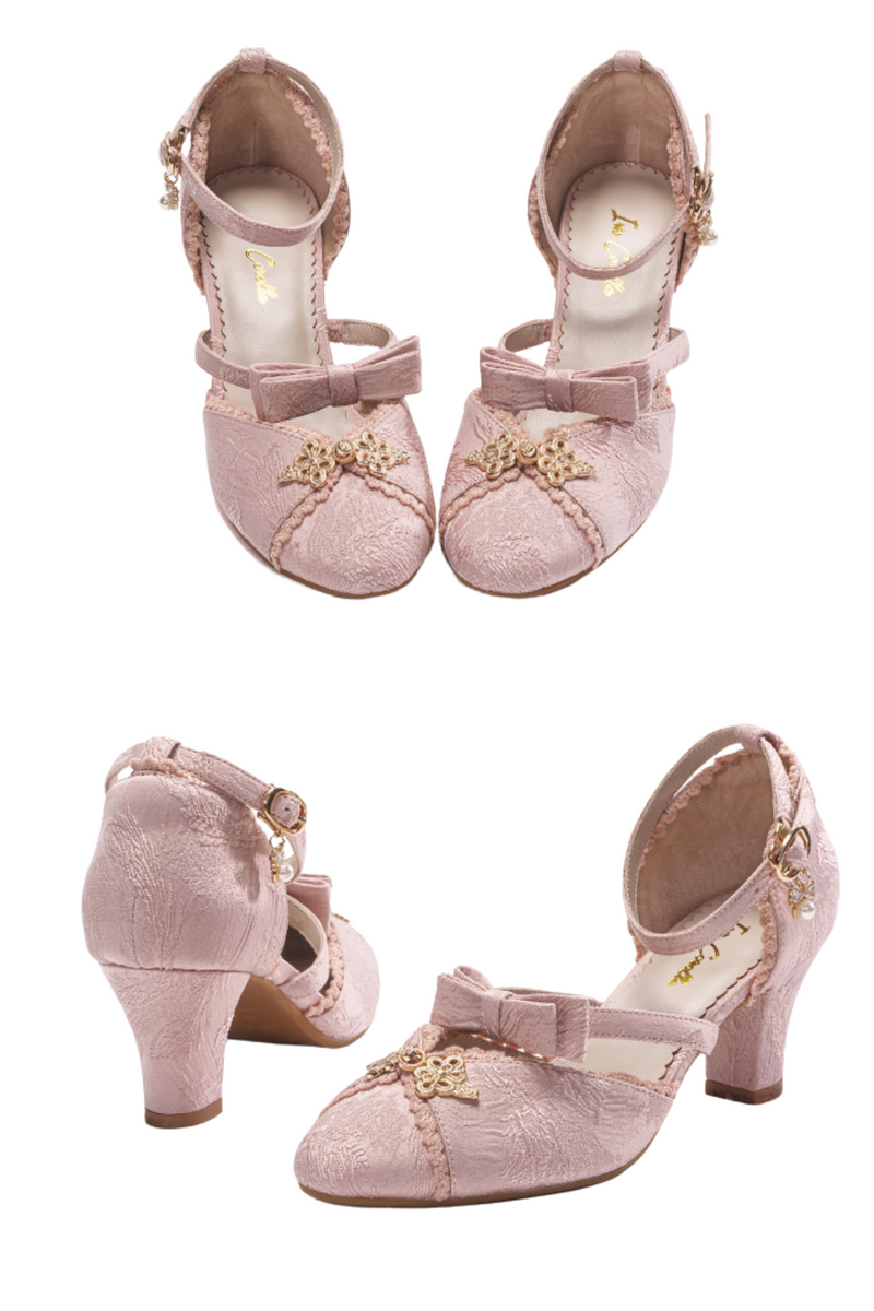 Round Chinese-style Wedding Shoes