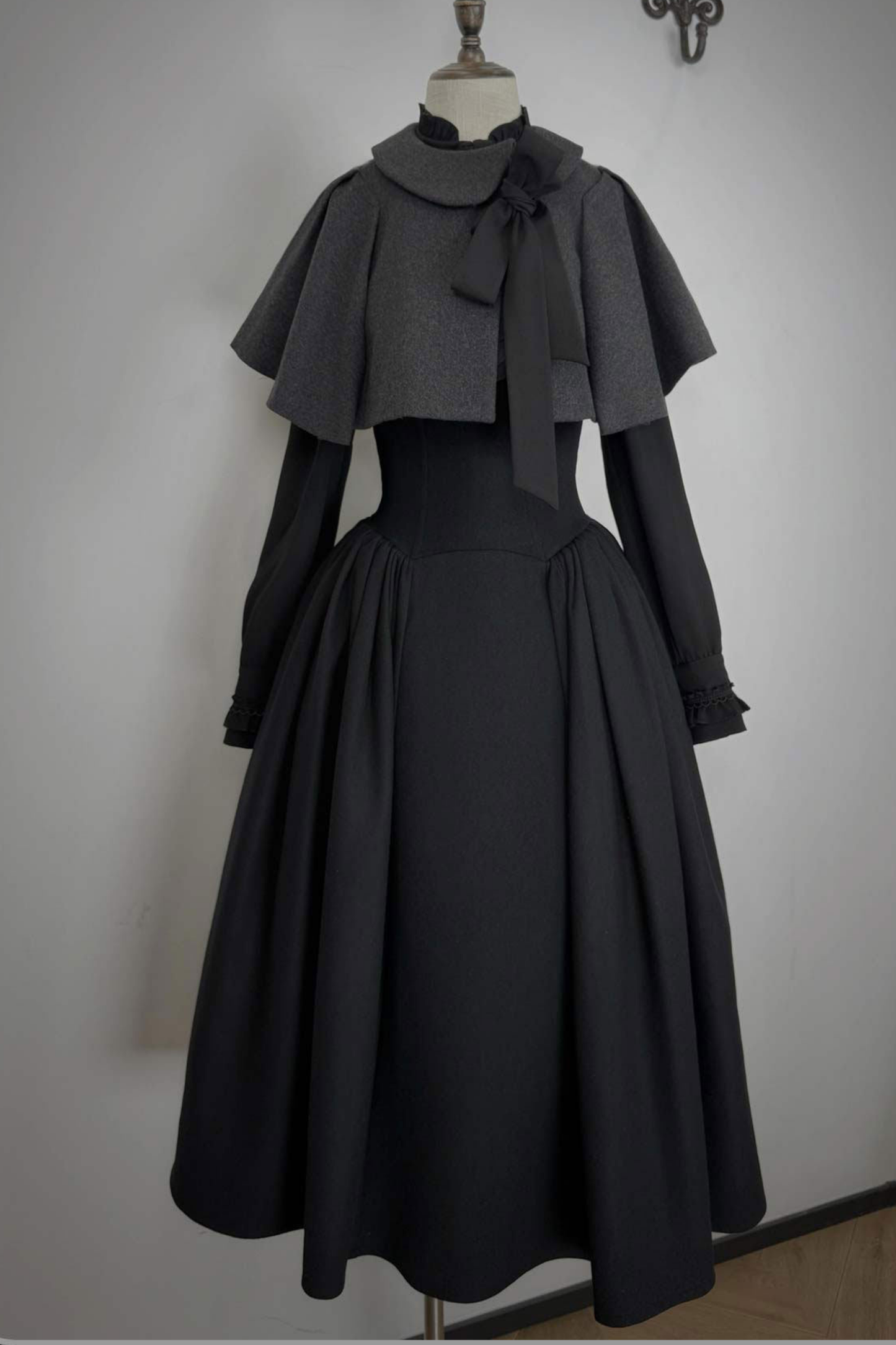 British Detective Lolita Coat + Cape + Skirt + Shirt + Bag + Brooch + Hat + Beret + Necklace