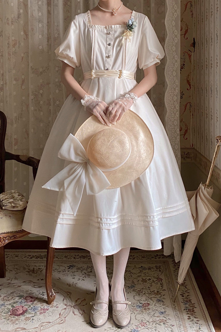 Classic Vintage Dress with a Flattering Fit