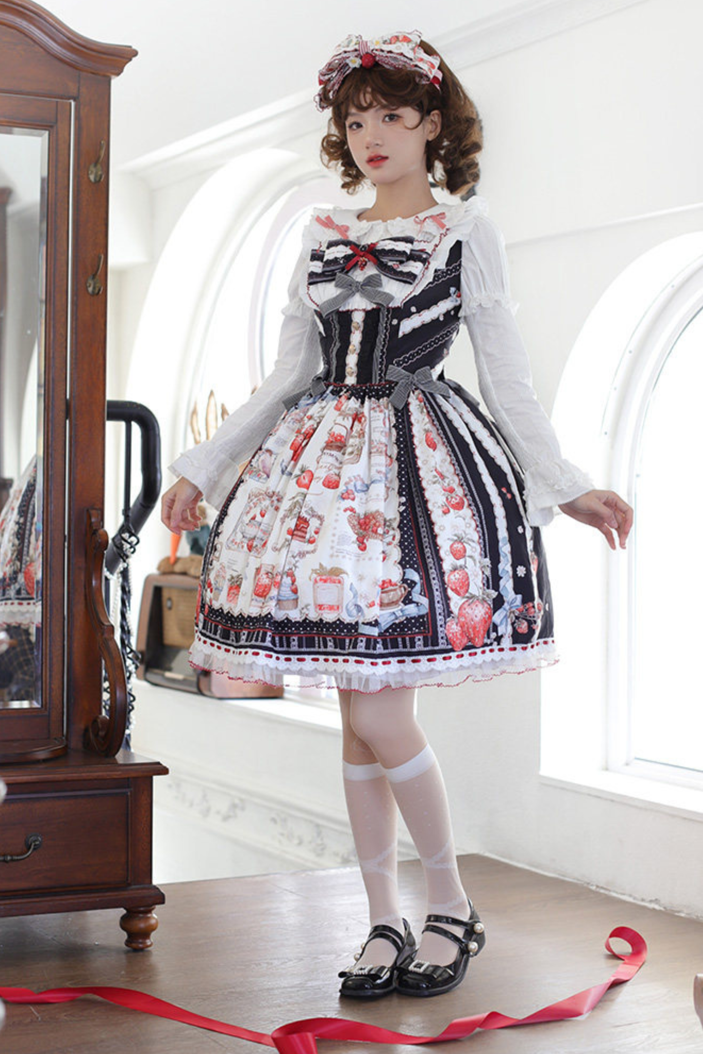 Strawberry Manor Lolita Suspender Dress