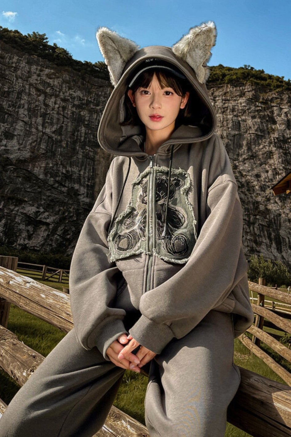 Great Sweatshirt Set