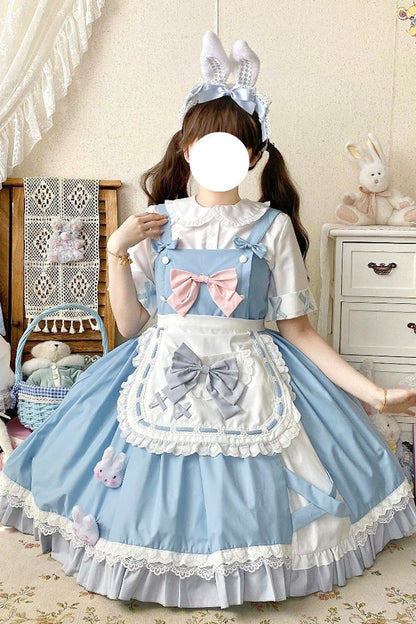 Subtly Elegant Dress with a Refined Vintage Look