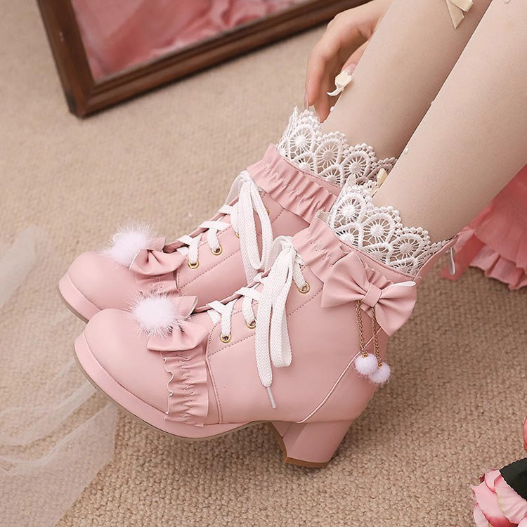 Elegantly Styled Boots for Everyday Wear