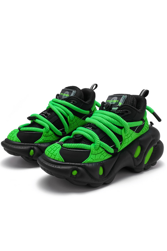 Mode Design Dark Sneakers