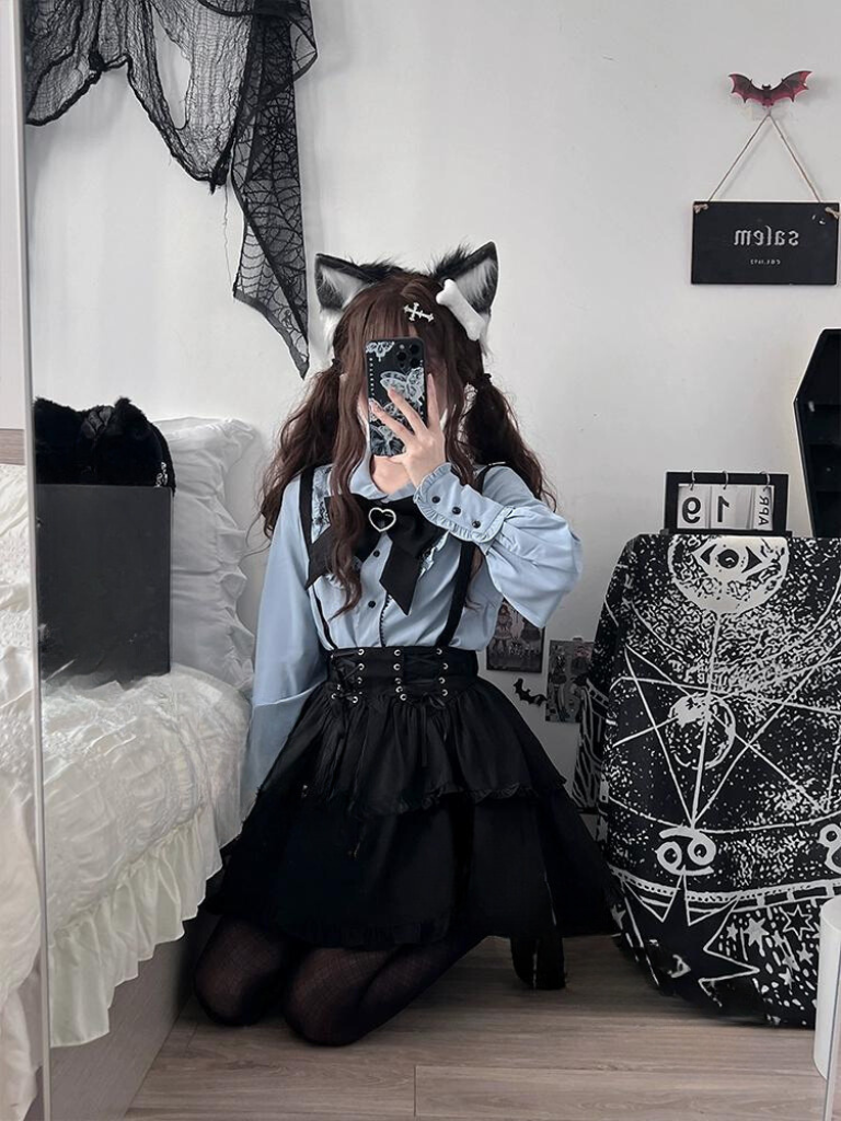 Jirai Blouse + Suspender Skirt Set