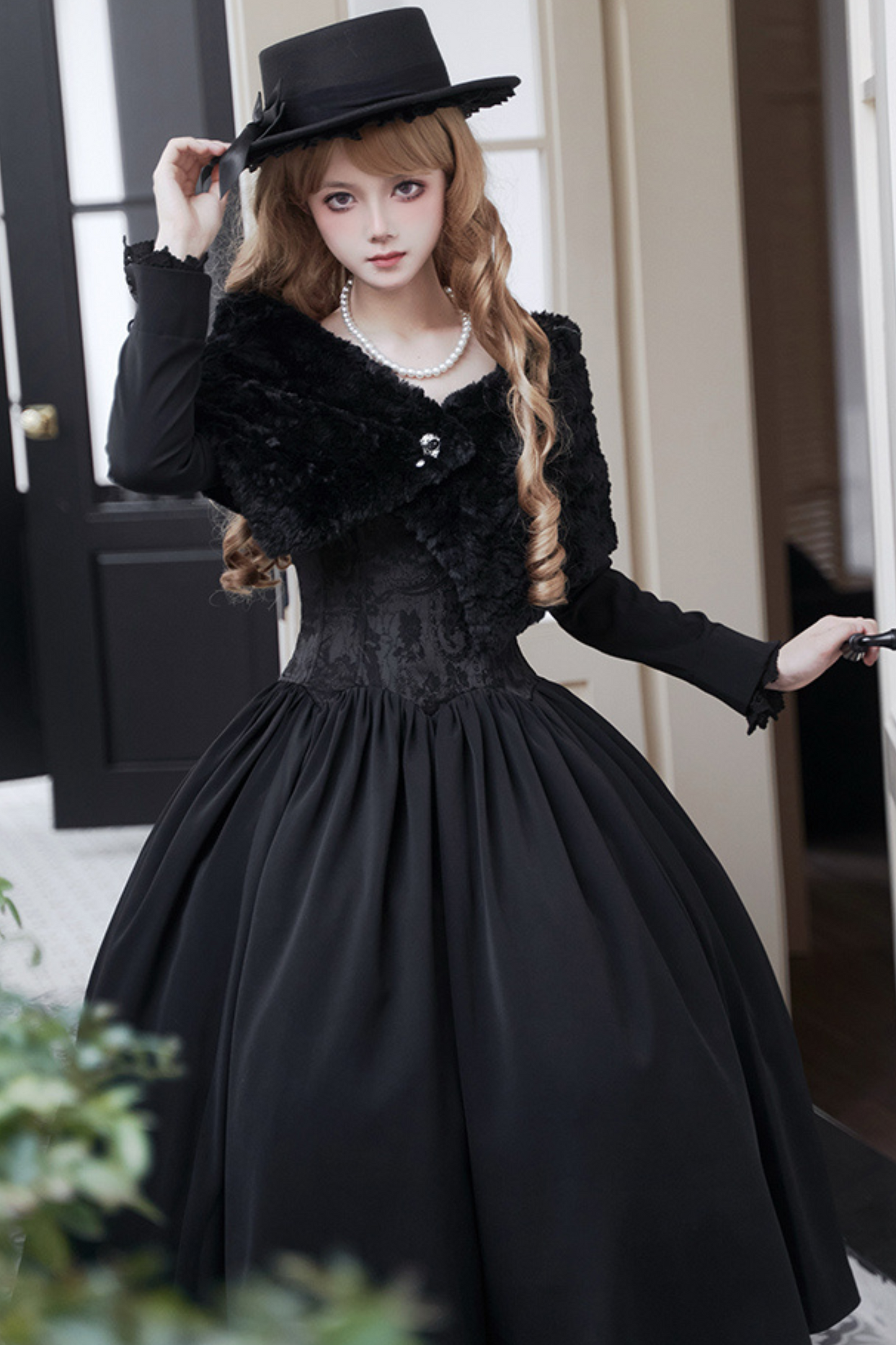 [pre-order] Dark Sweet Lolita Dress + Faux Collar + Necklace + Jacket + Ribbon + Sleeve + Fur Shawl