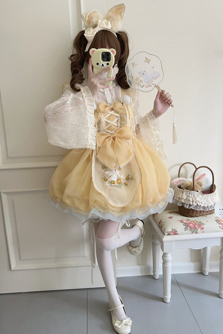 Subtly Elegant Dress with a Refined Vintage Look