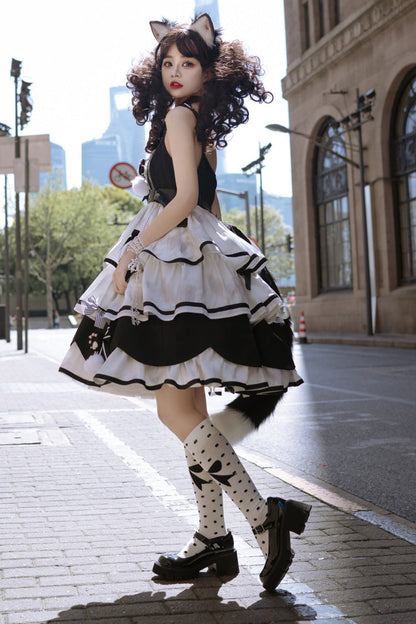 Casually Elegant Dress with a Refined Edge