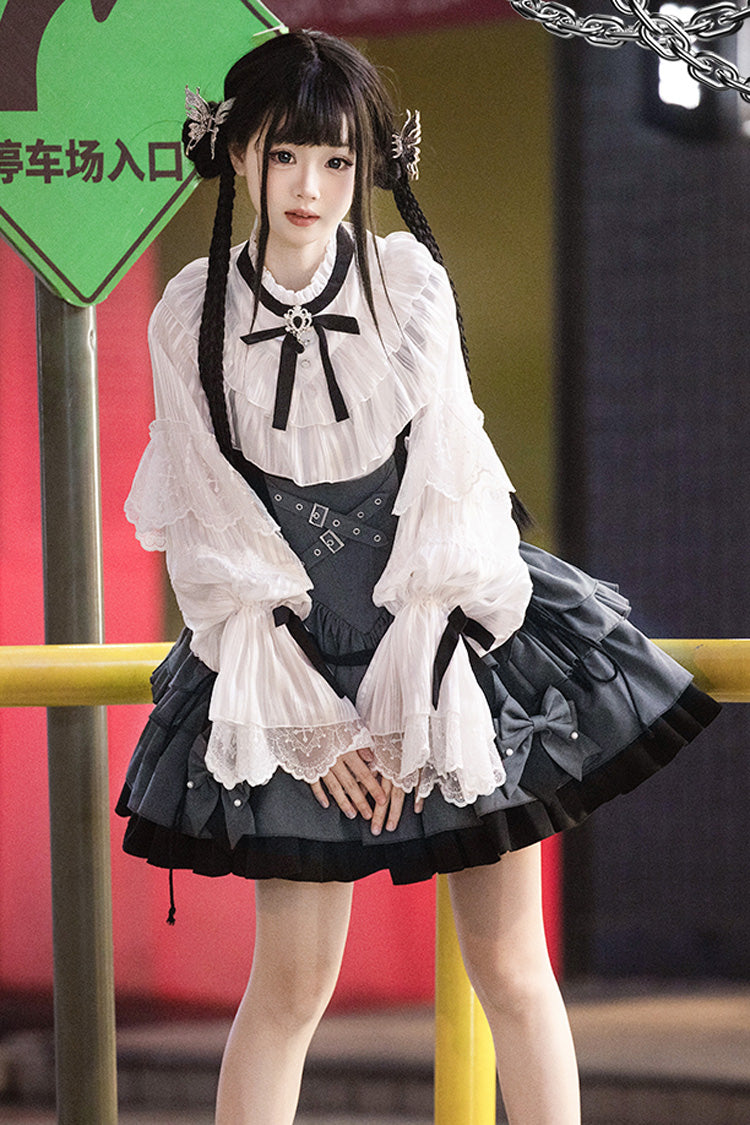 Subtly Elegant Dress with a Refined Vintage Look