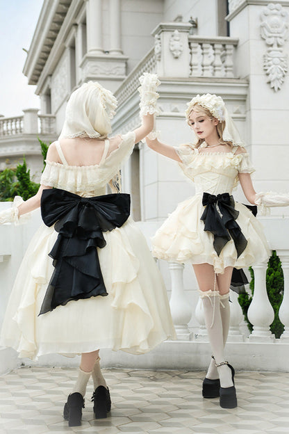 Subtly Elegant Dress with a Refined Vintage Look