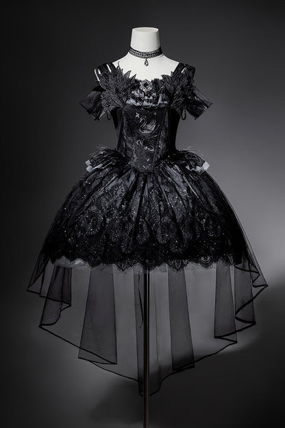 Beautifully Crafted Dress in a Classic Style