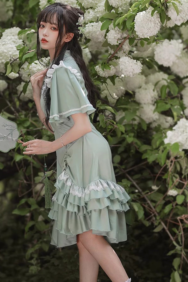 Subtly Elegant Dress with a Refined Vintage Look