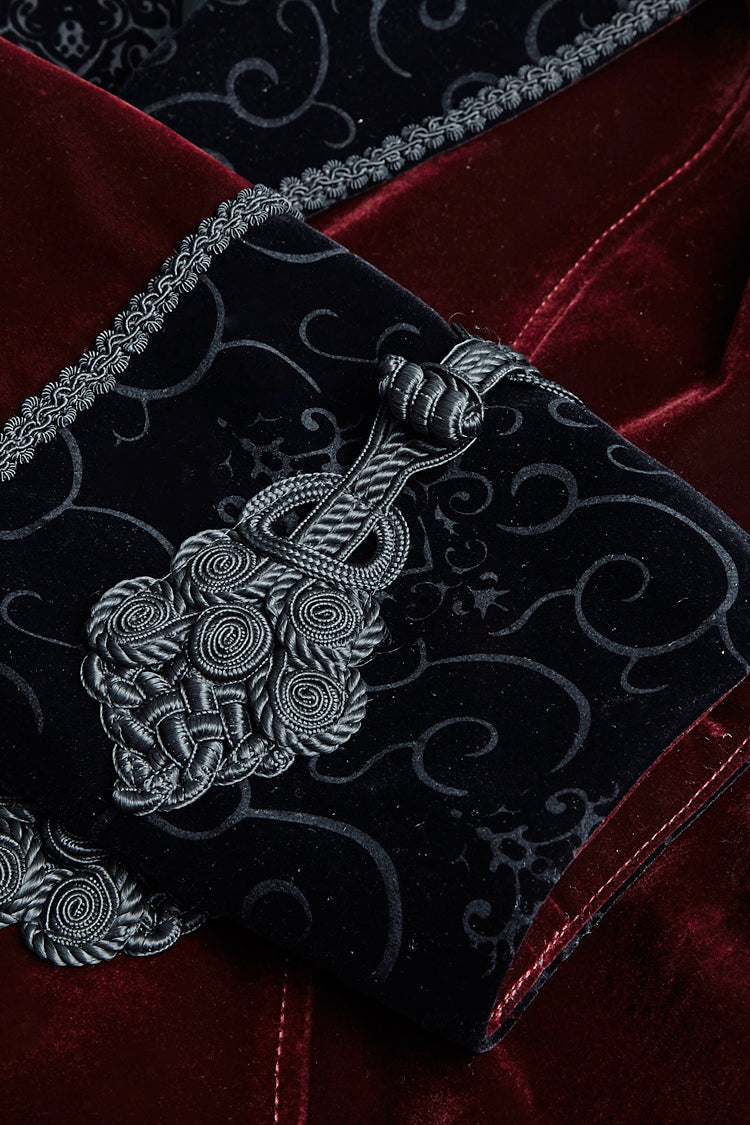 Casually Elegant Coat with a Refined Edge