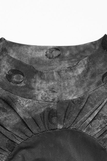 Classic Vintage Blouse with a Flattering Fit