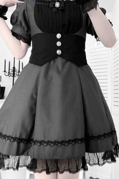 Beautifully Crafted Dress in a Classic Style