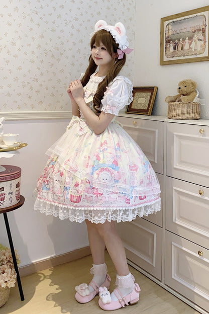 Subtly Elegant Dress with a Refined Vintage Look