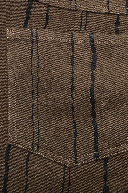 Effortlessly Elegant Pants with a Timeless Design