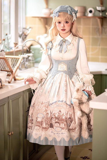 Classic Vintage Dress with a Flattering Fit