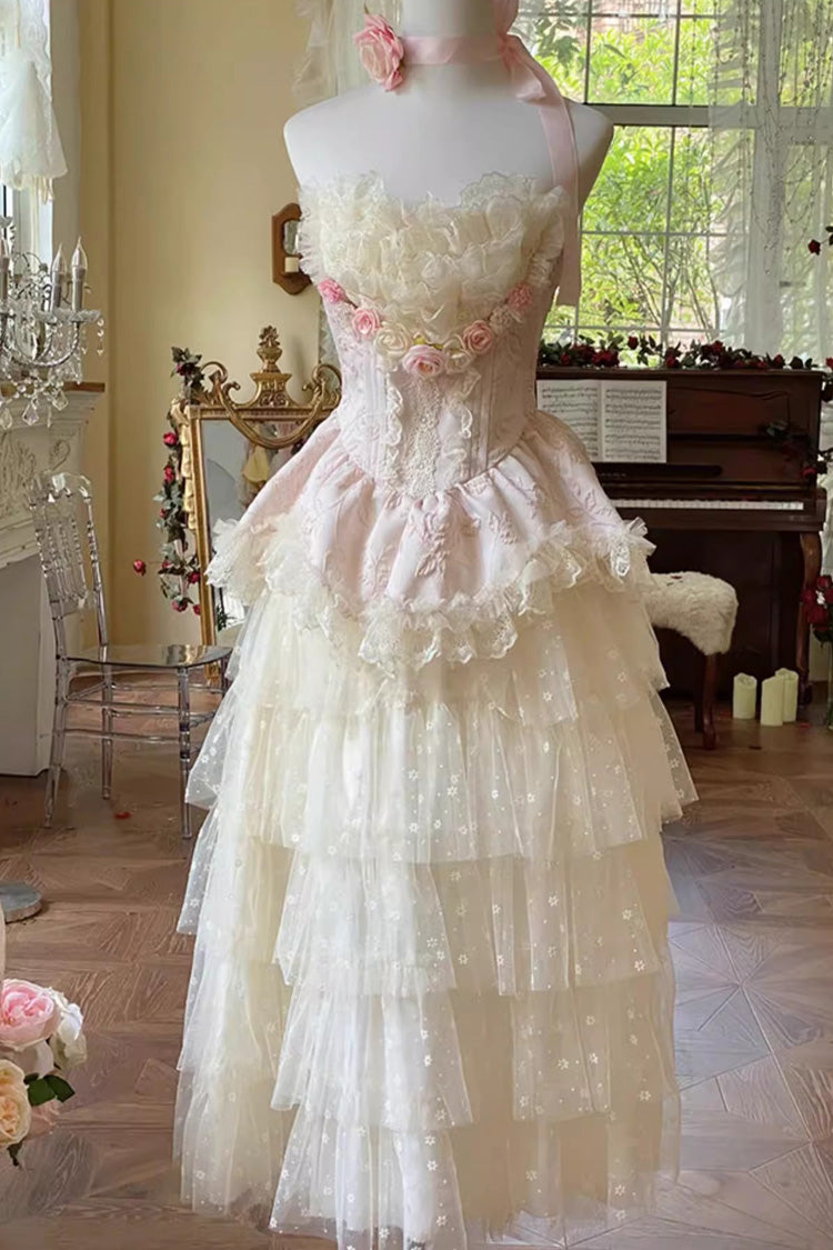 Finely Styled Dress with a Classic Vintage Look