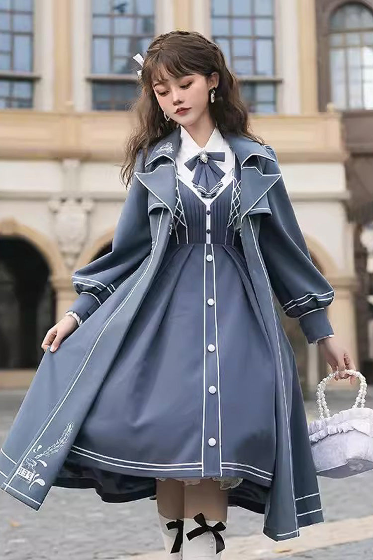 Finely Styled Dress with a Classic Vintage Look