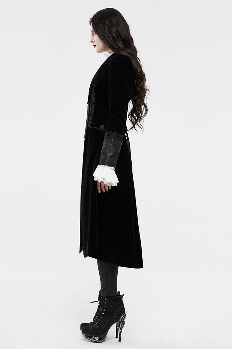 Subtly Elegant Coat with a Refined Vintage Look