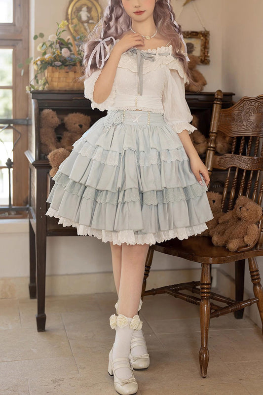 Subtly Elegant Garment with a Refined Vintage Look