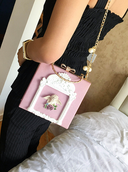 Classic Cameo Pearl Chain Bag