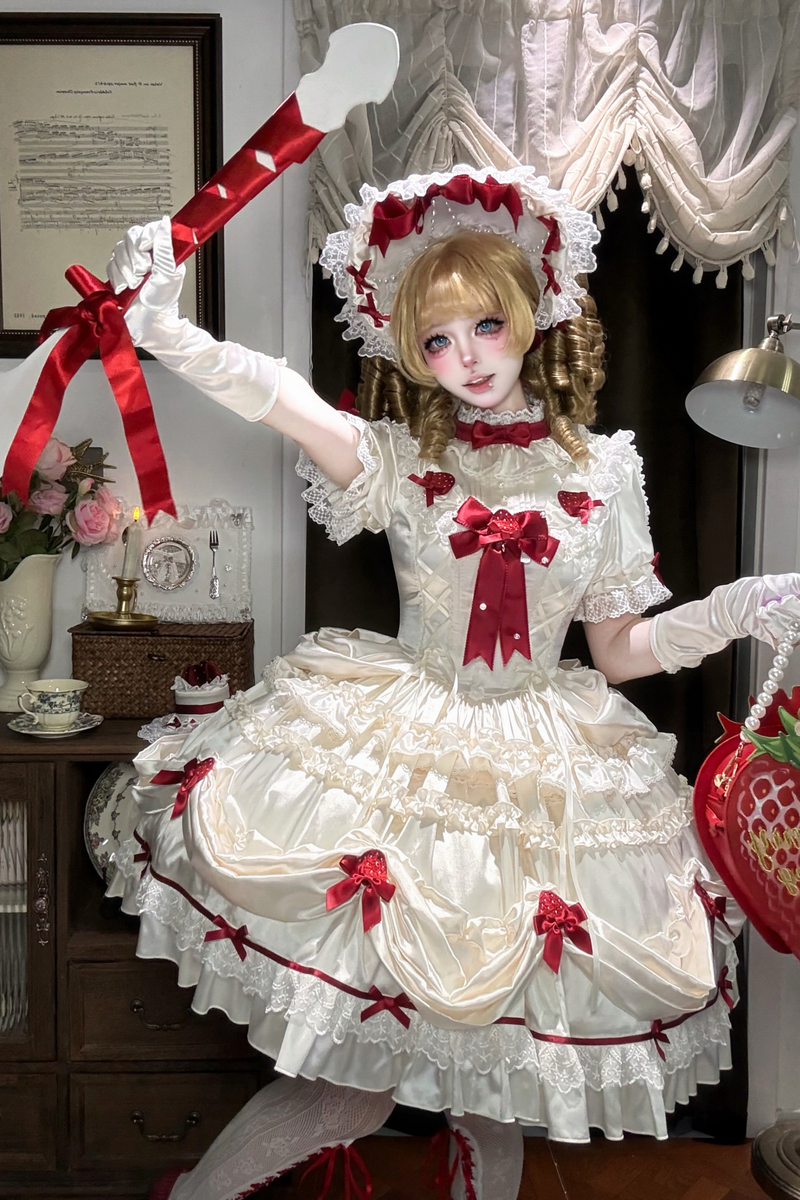 [pre-order Deadline: March 29] Cream Strawberry Lolita Dress