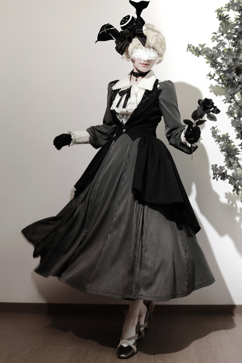 Retro Lolita Dress + Apron