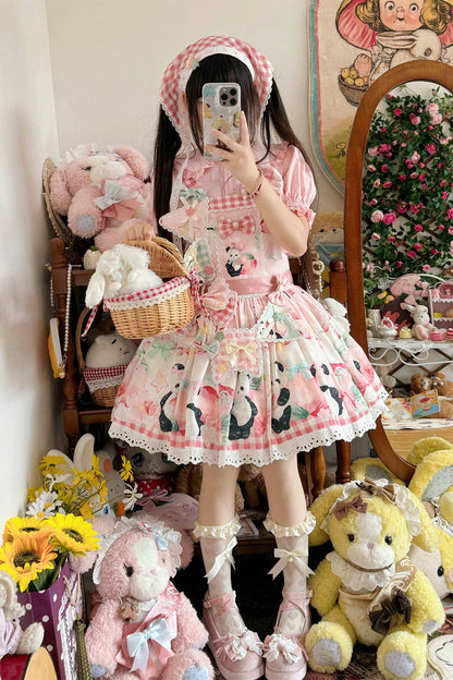 Subtly Elegant Dress with a Refined Vintage Look