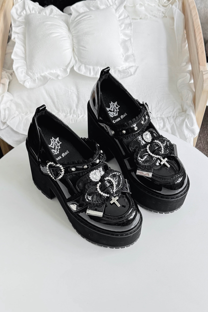 Jewel Cross Ribbon Shoes