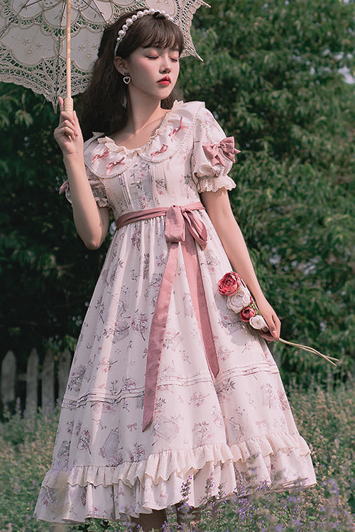 Subtly Elegant Dress with a Refined Vintage Look