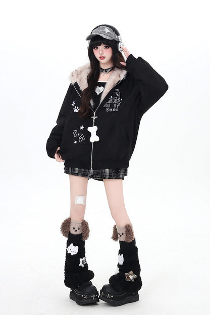 Subtly Elegant Coat with a Refined Vintage Look